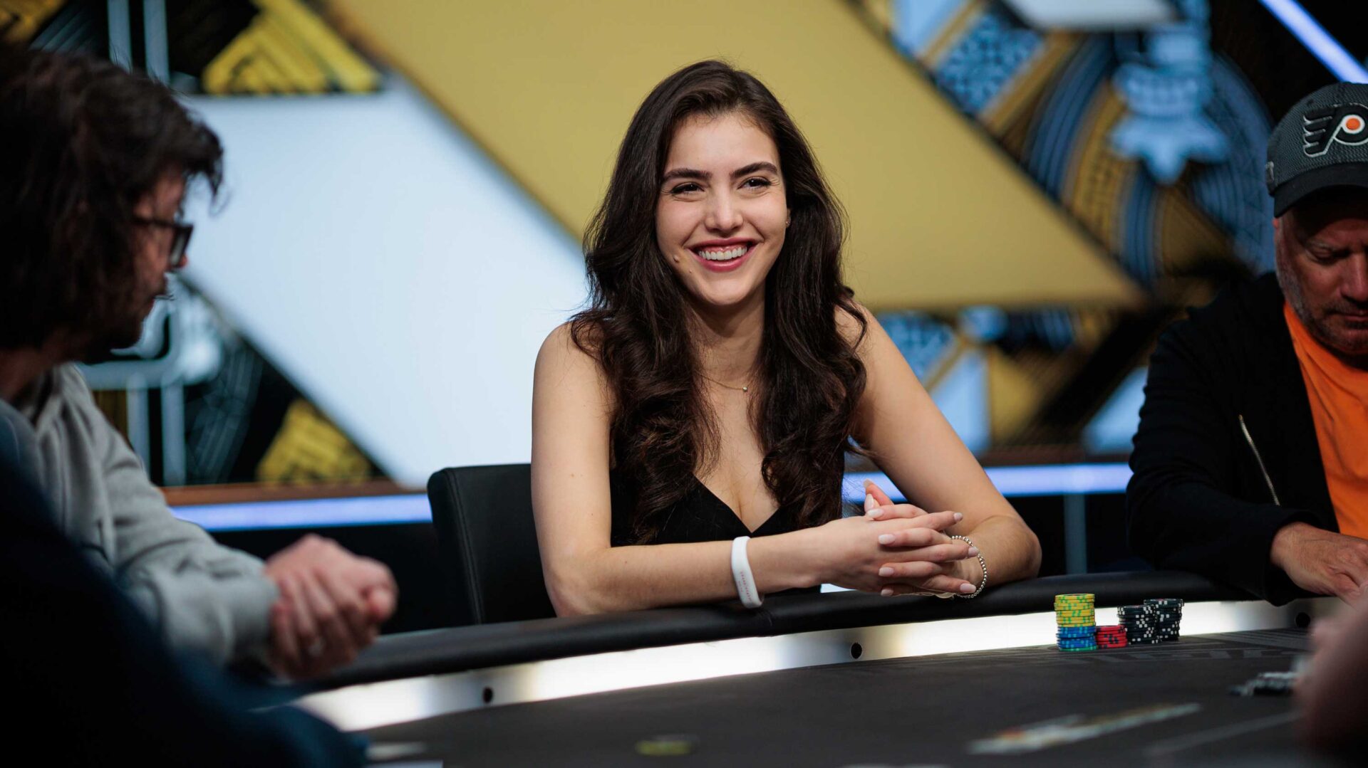 國(guó)際象棋美女棋手Alexandra Botez 希望WSOP主賽事直播免費(fèi)?