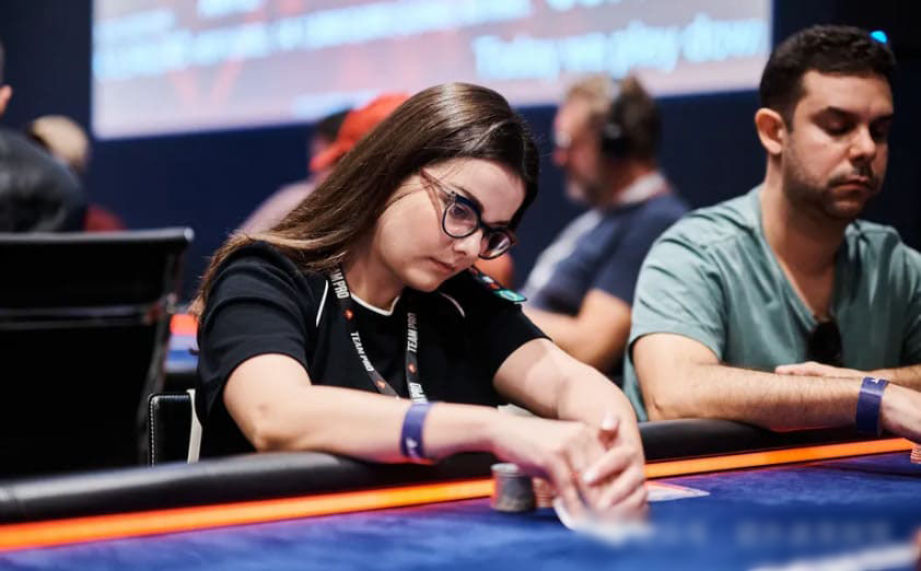 德州撲克美女牌手 齊聚,史上首次全球女士跨國(guó)賽