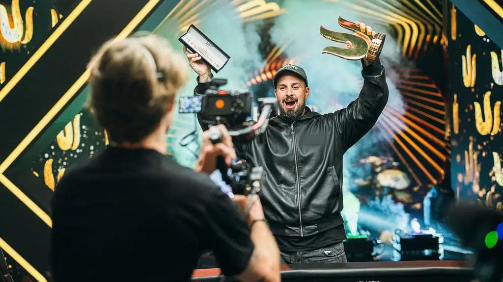 12月天堂島Triton Invitational開(kāi)放申請(qǐng)al開(kāi)放申請(qǐng)