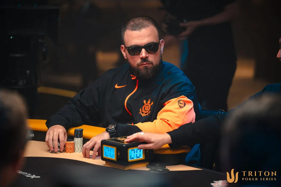 Aleks Ponakovs 拿下WSOP天堂島Triton主賽事冠軍