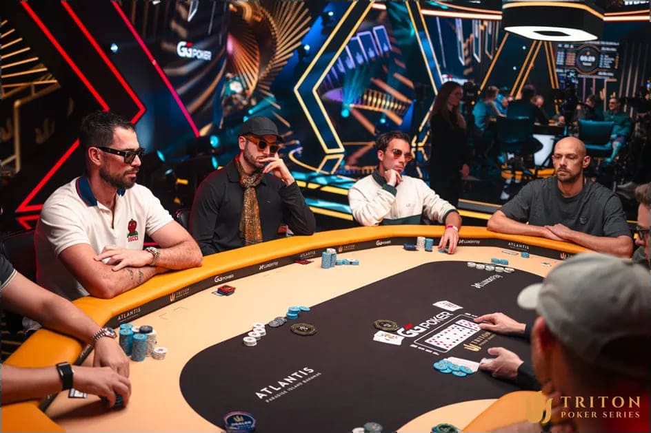 Aleks Ponakovs 拿下WSOP天堂島Triton主賽事冠軍